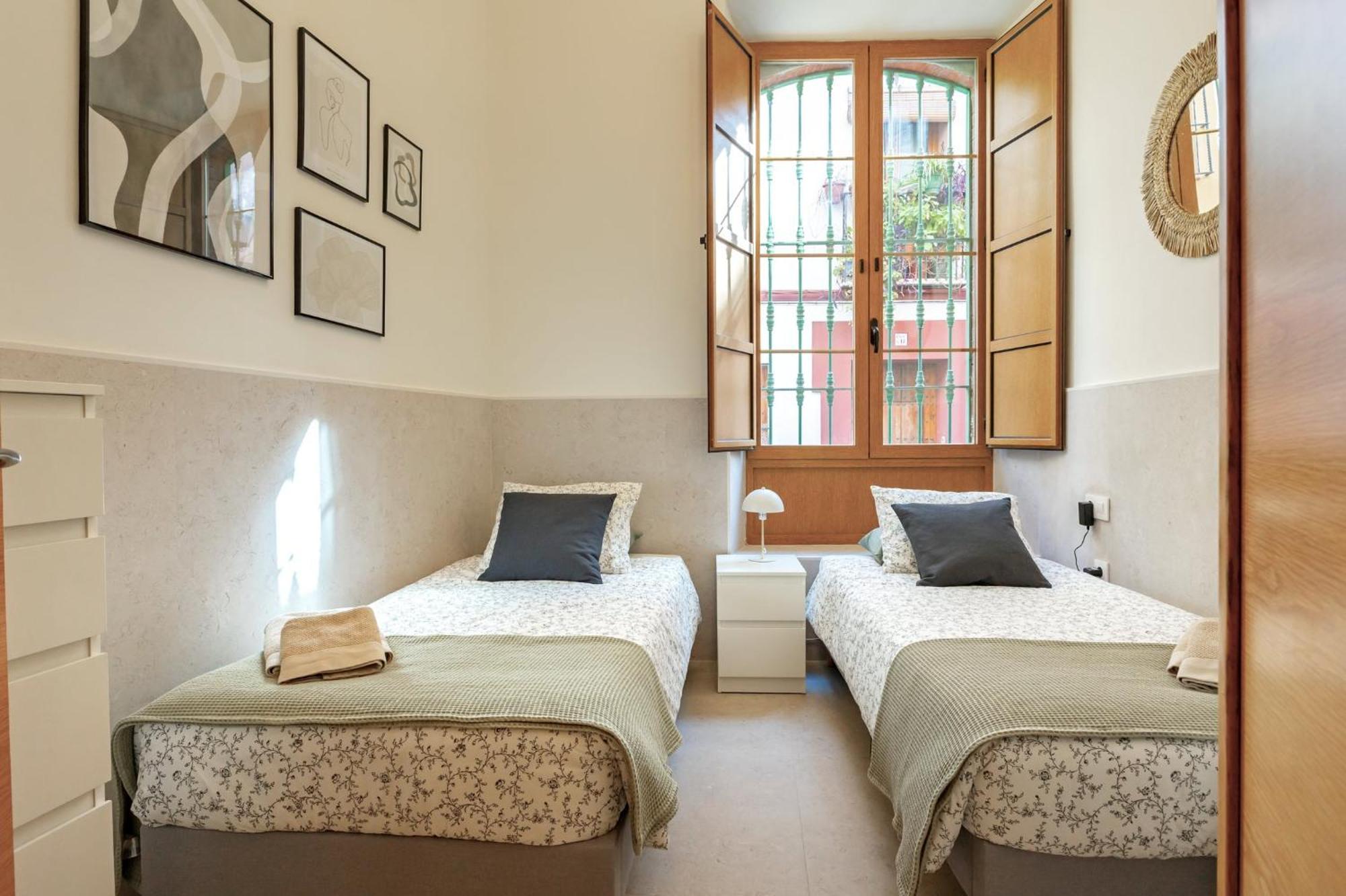 Appartement Modern Spacious Of *