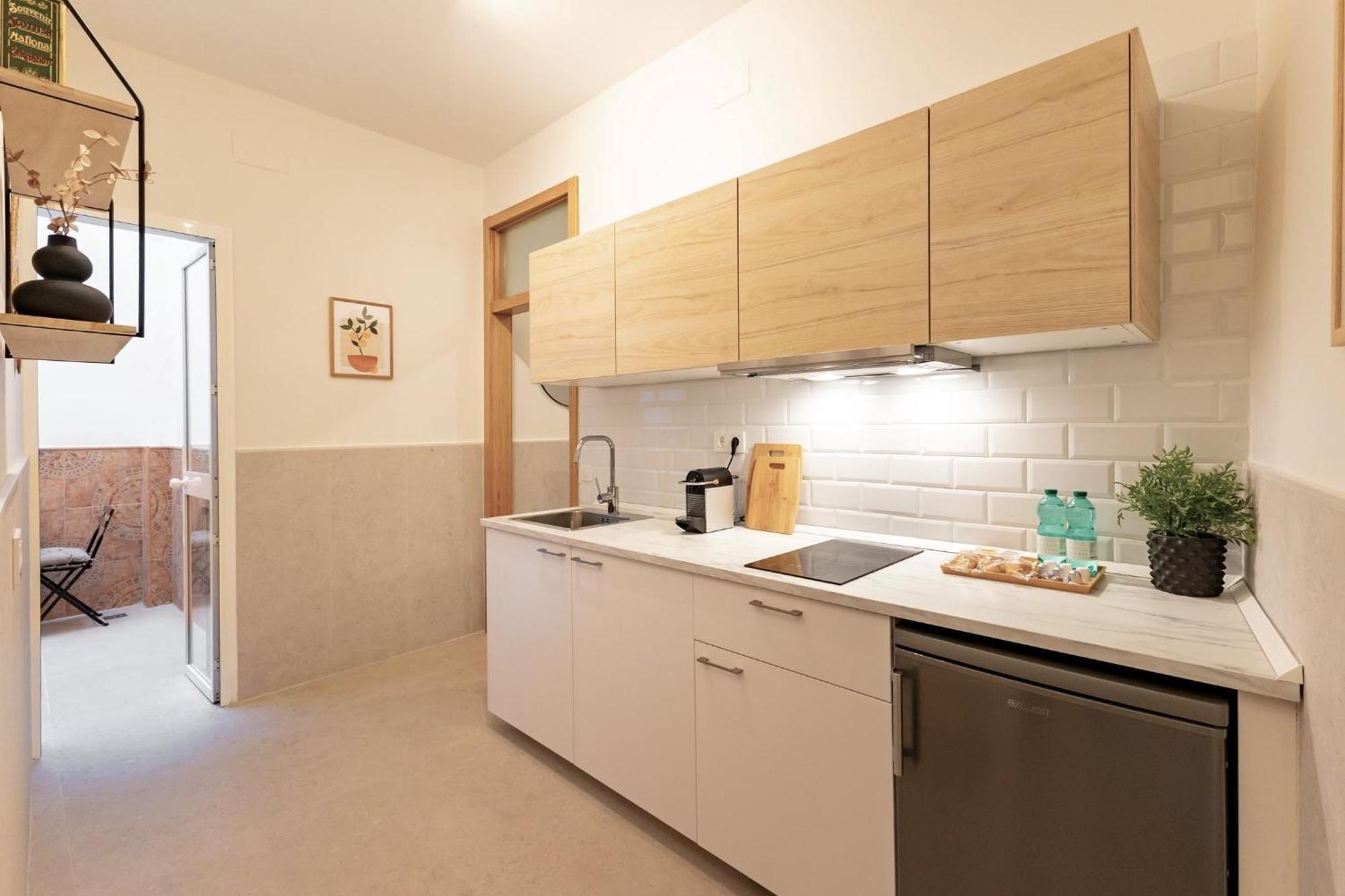 Modern Spacious Of Appartement