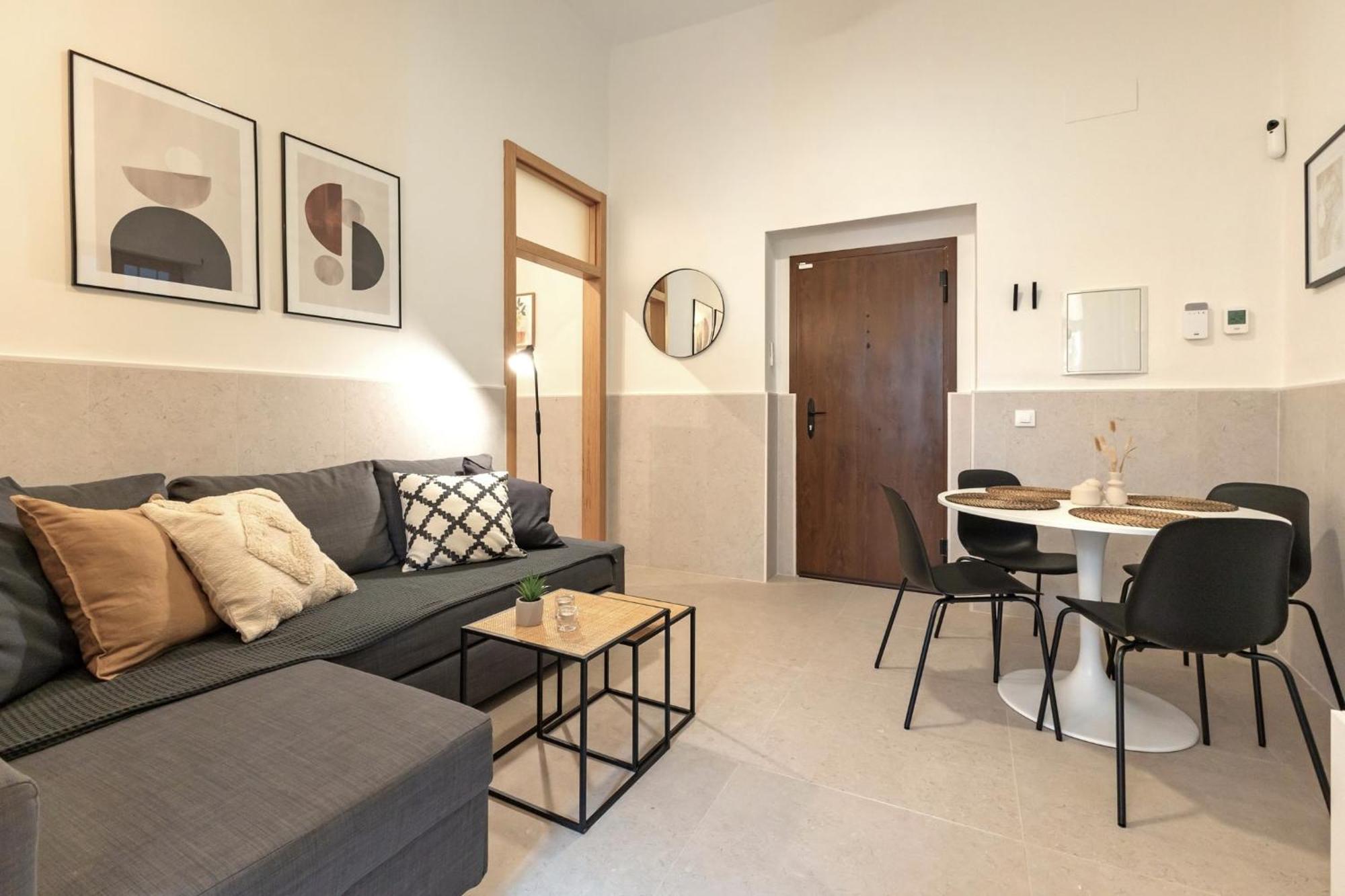 Appartement Modern Spacious Of *